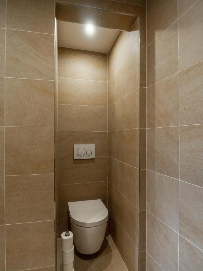 Charmant Appartement Spacieux Pour 6P Vue Mer Vieil Antibes Exteriör bild